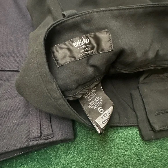 Six Pair Ladies Size 6 Dress Pants - Black, Navy, Gray, Beige - Picture 2 of 11